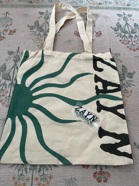 Zayn Malik Tote Bag and keychain